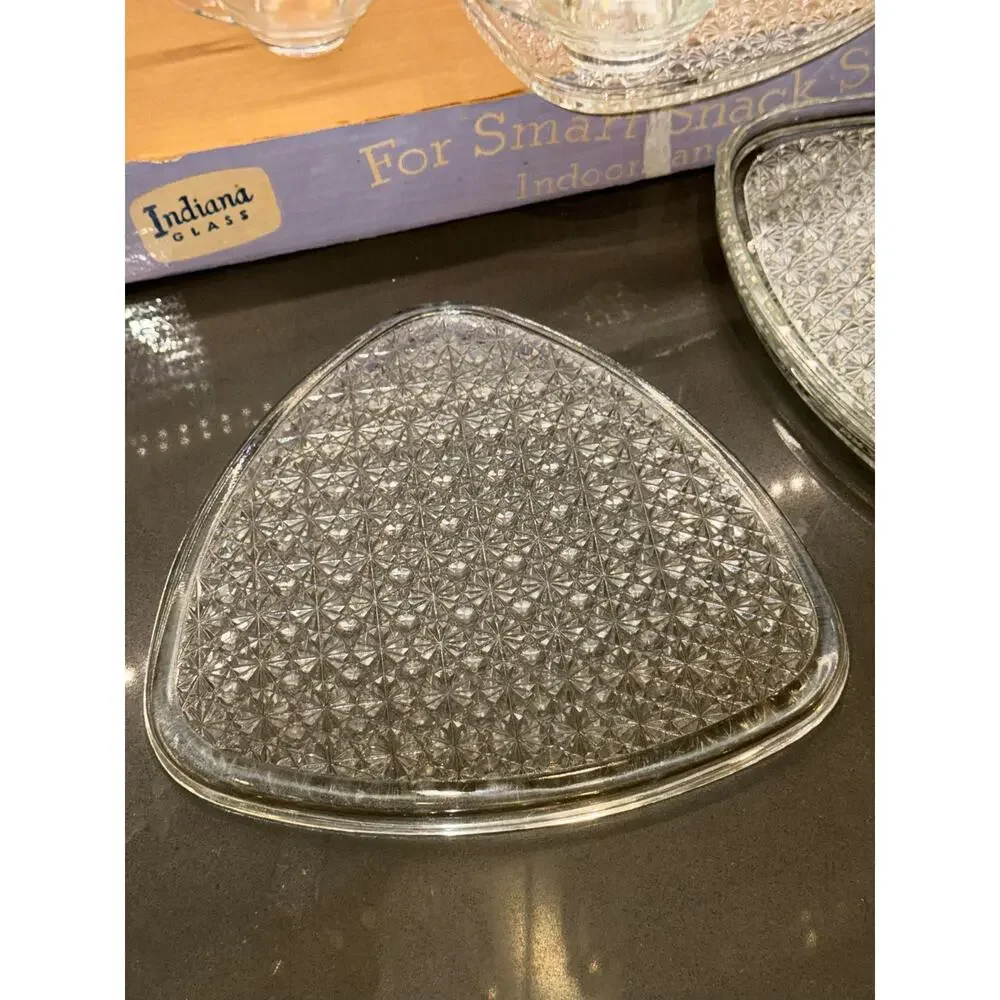 1960s Vintage Indiana Glass Co. Daisy & Button Snack Set 4 Plates, 4 Four Cups